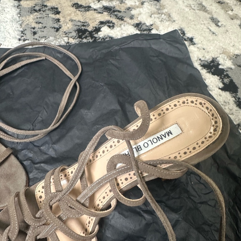 Manolo Blahnik Brown Suede Gladiator Sandals Size 8.5 - Picture 8 of 16